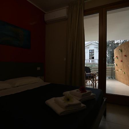 Clc Home B&B Козенца Экстерьер фото